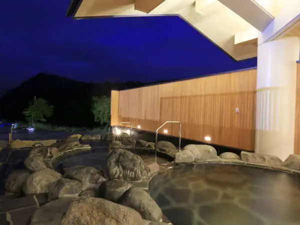 村山・碁點溫泉「山形・村山・碁点溫泉溫泉設施(クアハウス碁点)」值得專程嗎?2026 450円(約 HK$23/NT$91)公共大浴場、SPA Pool、露天與交通攻略