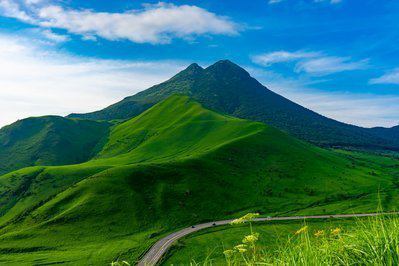 湯布院イベント情報 由布岳山開き 大正ロマンの宿 御宿 由府両築