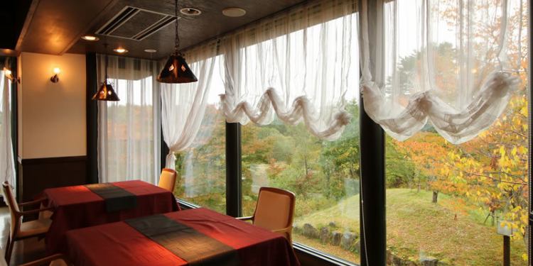 館内 裏磐梯五色沼天然温泉源泉かけ流し貸切風呂の宿ときわすれ