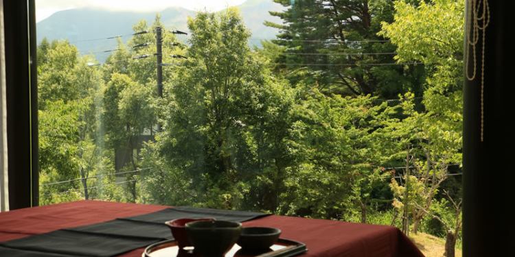 館内 裏磐梯五色沼天然温泉源泉かけ流し貸切風呂の宿ときわすれ