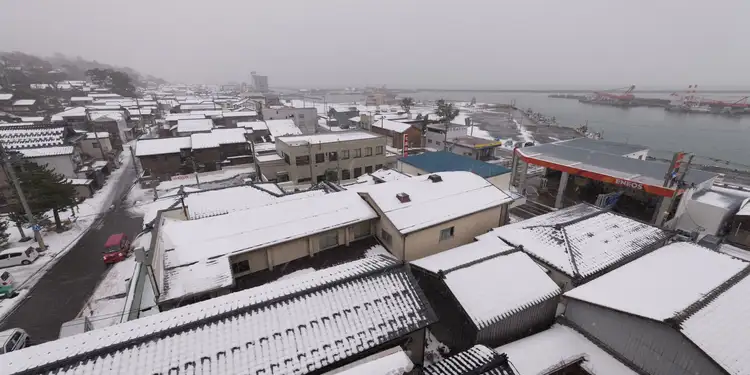 住吉屋について | 寺泊海岸つわぶき温泉 美味探究の宿 住吉屋