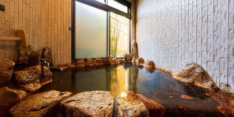 温泉 | 自家源泉かけ流しの宿 新ほり井