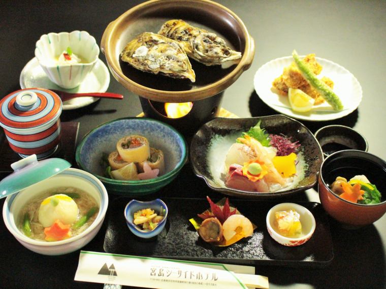 料理  宮島シ－サイドホテル