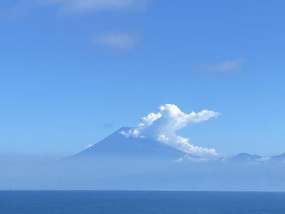 見て～♪富士山と龍神様☆問題にぶつかったら | 海のぺんしょん マリン