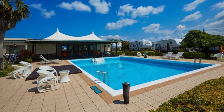 ウッドペッカー 今帰仁 宿泊チケット【お取引中】