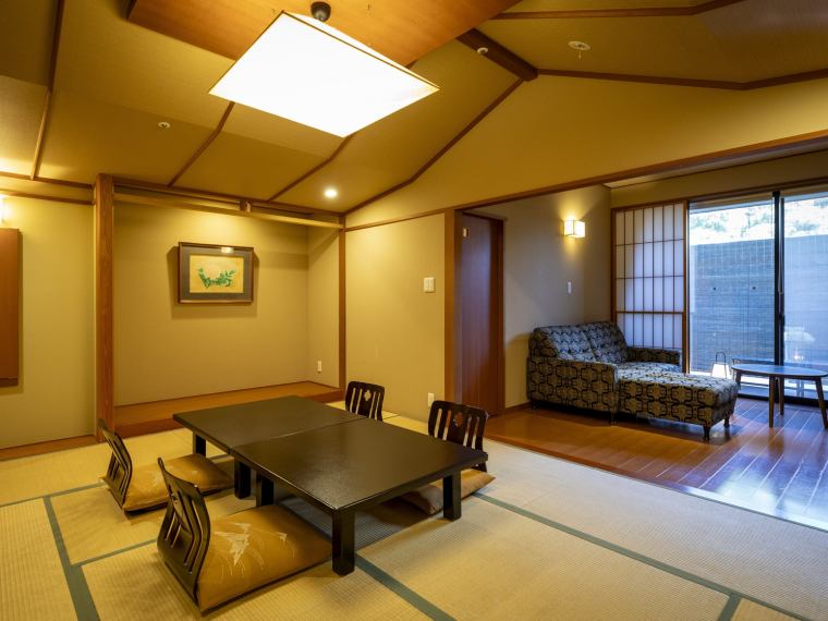 お部屋 | 箱根湯本温泉 ホテル南風荘