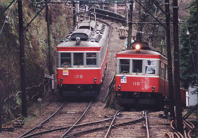 箱根登山鉄道　100型用運転台旧式電圧計 箱根登山鉄道 100型用運転台旧式電圧計 箱根登山鉄道 100型
