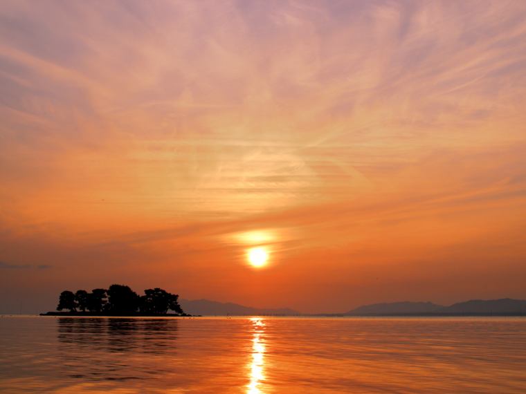 【宝授】匿名希望のイラストと宍道湖の日没 宍道湖の夕景について | なにわ一水