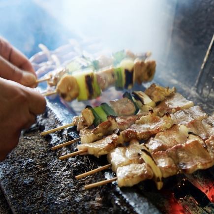 【3時間食べ飲み放題★160種類以上】特別価格''炭火焼き鳥・肉寿司・もつ鍋''など5980円⇒4980円