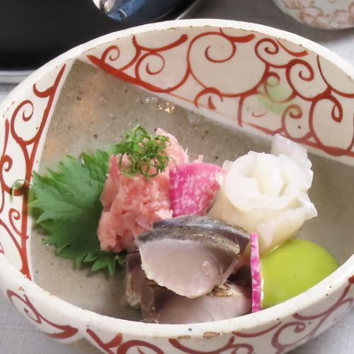 お酒のつまみに最適な刺身3種盛り