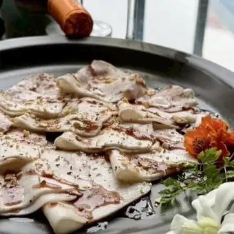 ローストポーク　自家製ブルーベリーソース