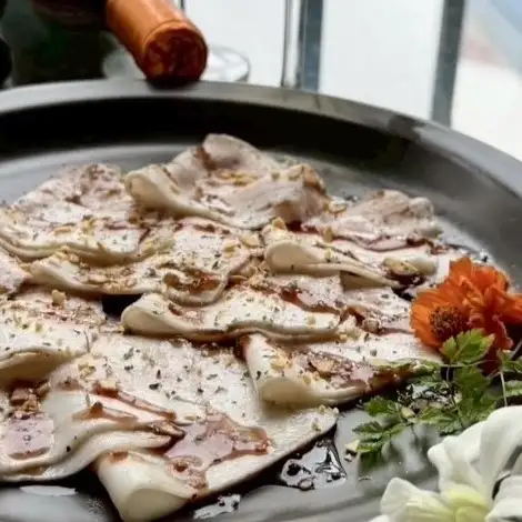 ローストポーク　自家製ブルーベリーソース