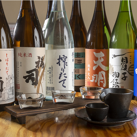 全国各地の地酒や日本酒を常時30種類以上ご用意◎