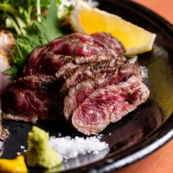 和牛イチボの藁焼き
