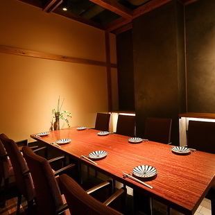 Spacious private room♪ Perfect for celebrations, family meals, and company banquets♪