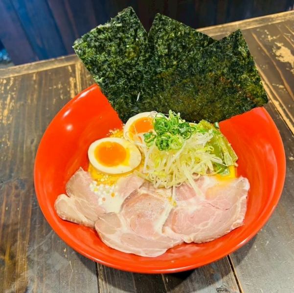【ランチメニュー】大人気店「らぁめん登里勝」監修のラーメンが食べられる！858円(税込)～