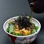 天妇罗饭或迷你天妇罗饭