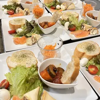 【4名～ディナーご予約限定】★全９品スペシャルプラン 2H飲み放題付★15名～貸切OK