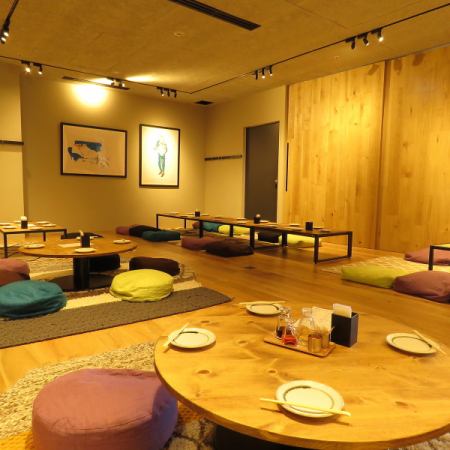 A tatami room where you can take off your shoes and relax.