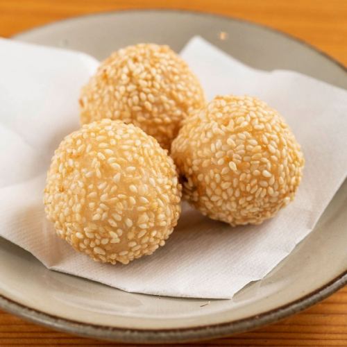 胡麻団子/桃まん