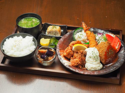 Lunch menu starts!! 770 yen (tax included) ~