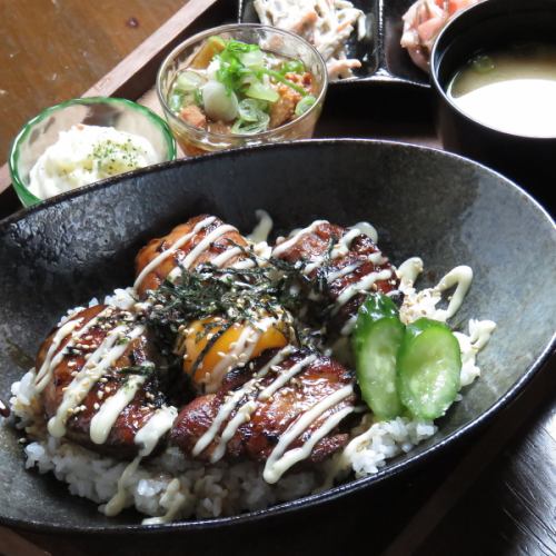 Yakitori bowl lunch