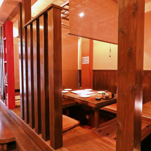 Various semi-private rooms are available for 2 to 20 people! Equipped with 10 parking spaces