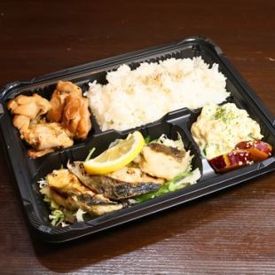 烤鱼饭盒