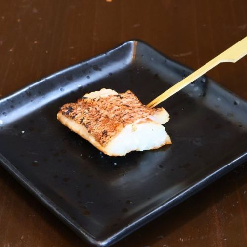 鯛塩焼き・鯛バジルクリーム