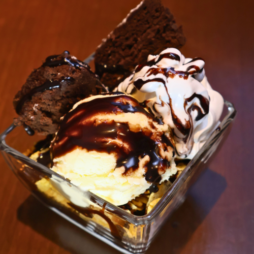 チョコパフェ/イチゴパフェ