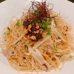 ピリ辛焼きビーフン