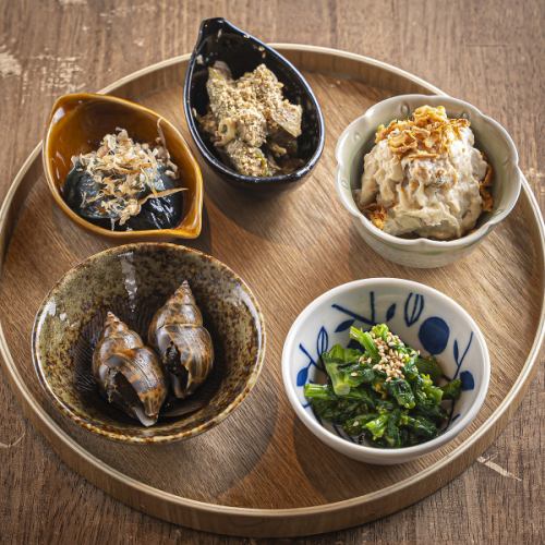 【彩りおばんざい】季節感じる5種盛り♪完全個室完備で、美味しい魚と日本酒を囲む心尽くしのおもてなし◎