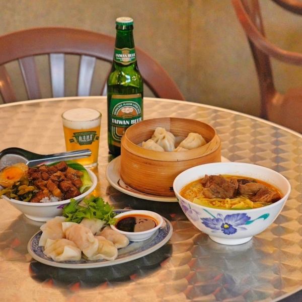 【台湾気分を味わえる★】台湾屋台をイメージした大衆居酒屋