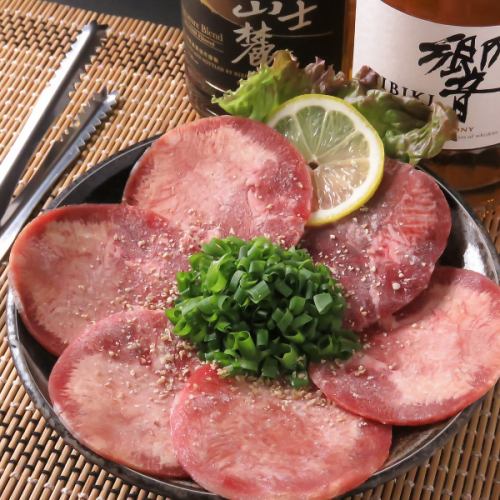 もんじゃ?いや、今日は肉でいく