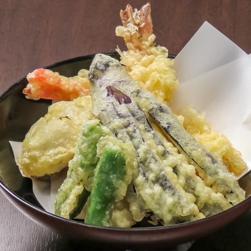 Assorted tempura