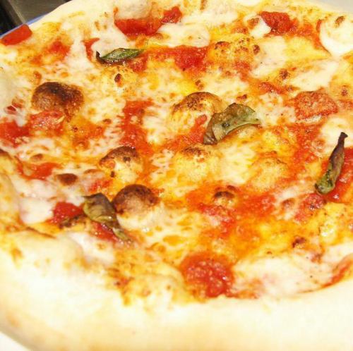 Take-out only coupon ◎ All pizza items are 20% off the regular price (any number of pizzas are OK!)