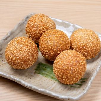 Sesame dumplings