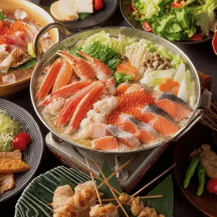 【十一月年末派对】【冬季宝藏】北海道高级套餐（3小时畅饮×10道菜 8500日元）包含马肉寿司、高级海鲜、螃蟹火锅等。