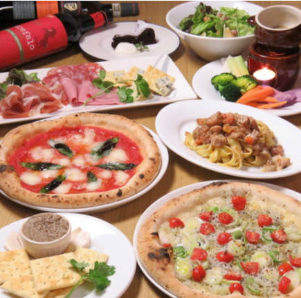 ナポリピッツァ、お肉の前菜、イタリア料理を楽しむコース(飲み放題付/90分LO)