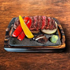 熔岩烤牛排 [裙边牛排/尖肉牛排/西冷牛排]