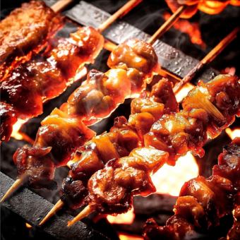 [Website Exclusive] Our recommended "Local Chicken and Fresh Fish Yakitori and Original Motsuyaki Course" with 2.5 hours of all-you-can-drink (8 dishes) ¥4,500 ⇒ ¥3,500