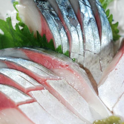 Homemade mackerel from Sashima in the morning