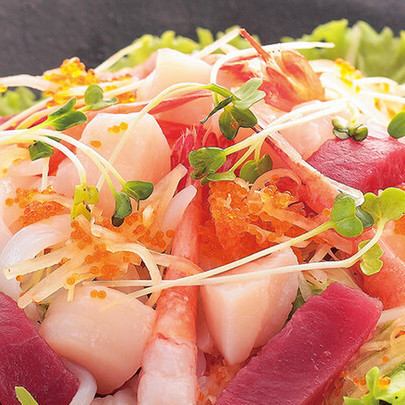 Miura vegetables and fish seafood salad