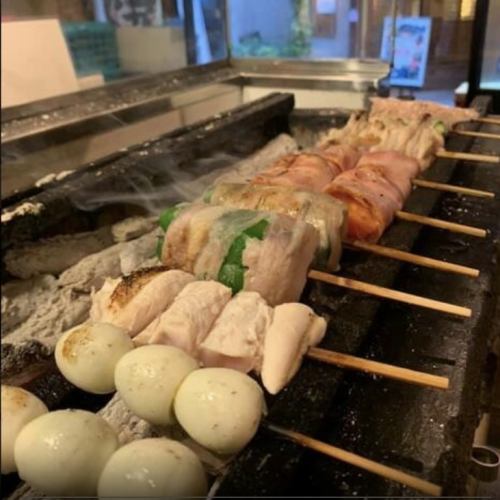 備長炭で焼く絶品串焼き！