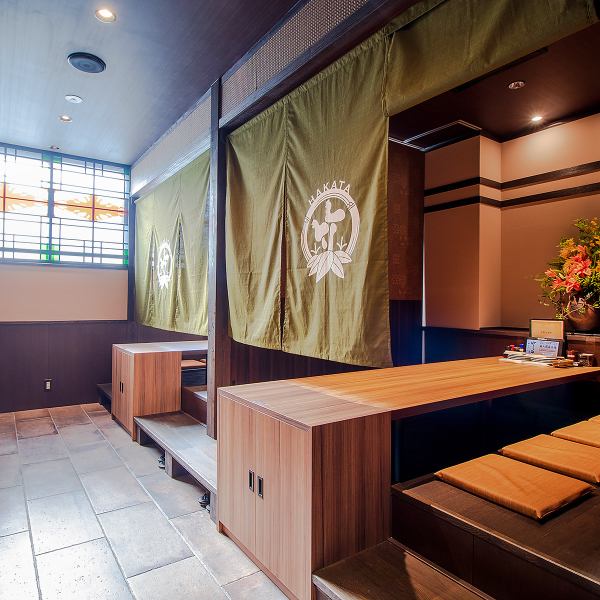 We have sunken kotatsu seats on the raised floor! It is a space where 4 to 8 people can relax.We recommend that you make an early reservation for the year-end party♪