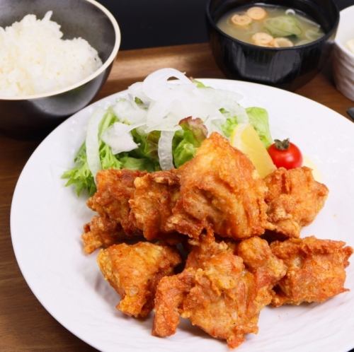大盛りザンギ定食（ザンギ８個）