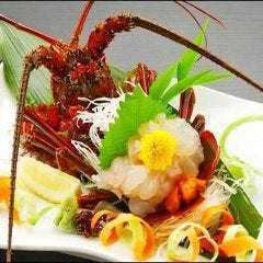 [包廂確認◆標準特色套餐] 生產者直送的新鮮龍蝦生魚片<2.5小時無限暢飲/共8道菜>4000日元