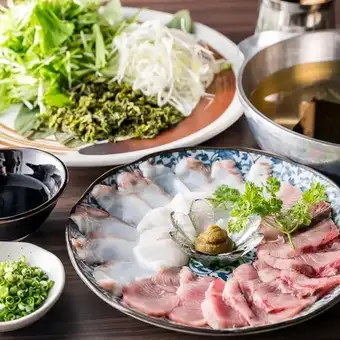 【冬季限定】含生啤 ■ 3小時暢飲「北海道火鍋盛宴」鮑魚、雪蟹、時令鰤魚×鯛魚涮涮鍋，共9道菜，7000日元
