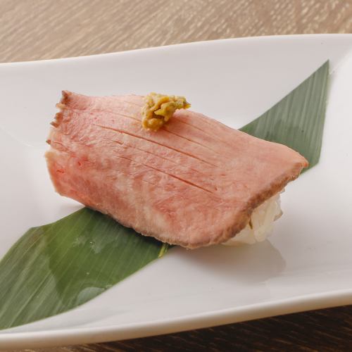牛舌握壽司 1 塊（低溫烹調）