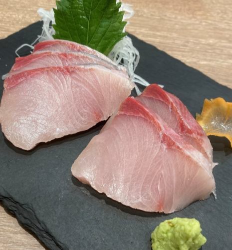 Kabosuburi yellowtail sashimi